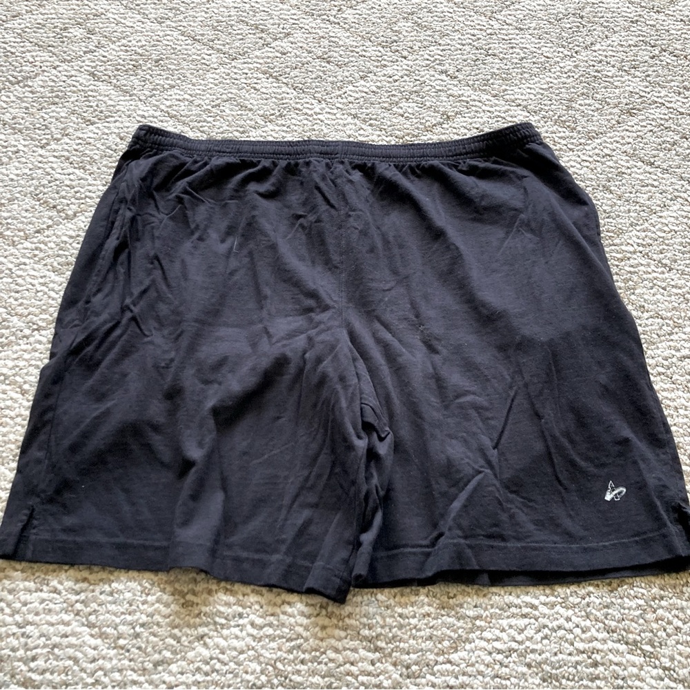 5/$15 Athletech Casual Black Shorts XL